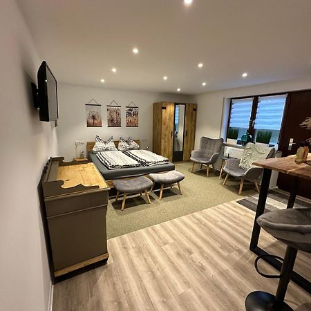 Neckarsulm Ruhige Wohnung Am Feldrand Esterno foto