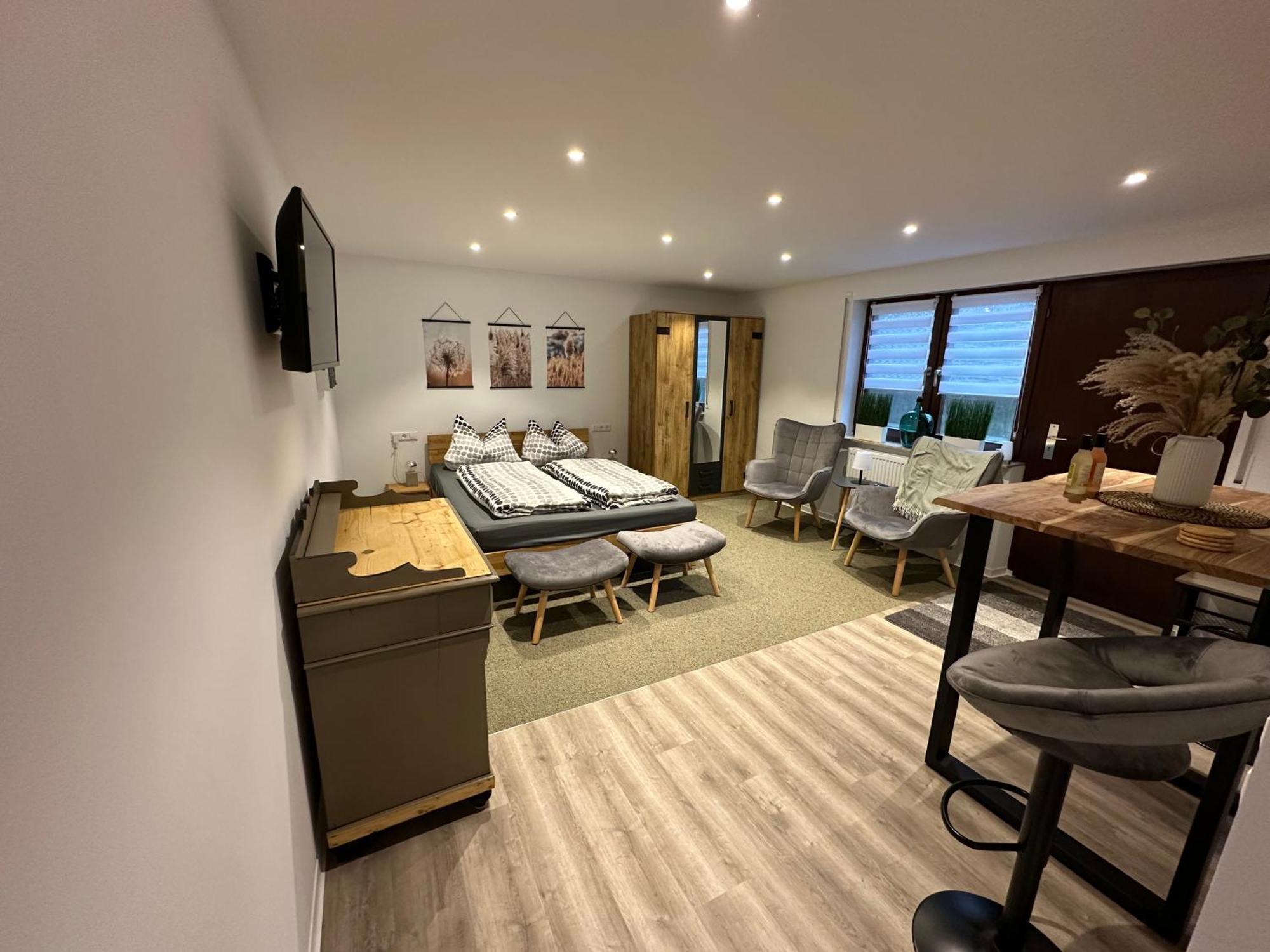 Neckarsulm Ruhige Wohnung Am Feldrand Esterno foto