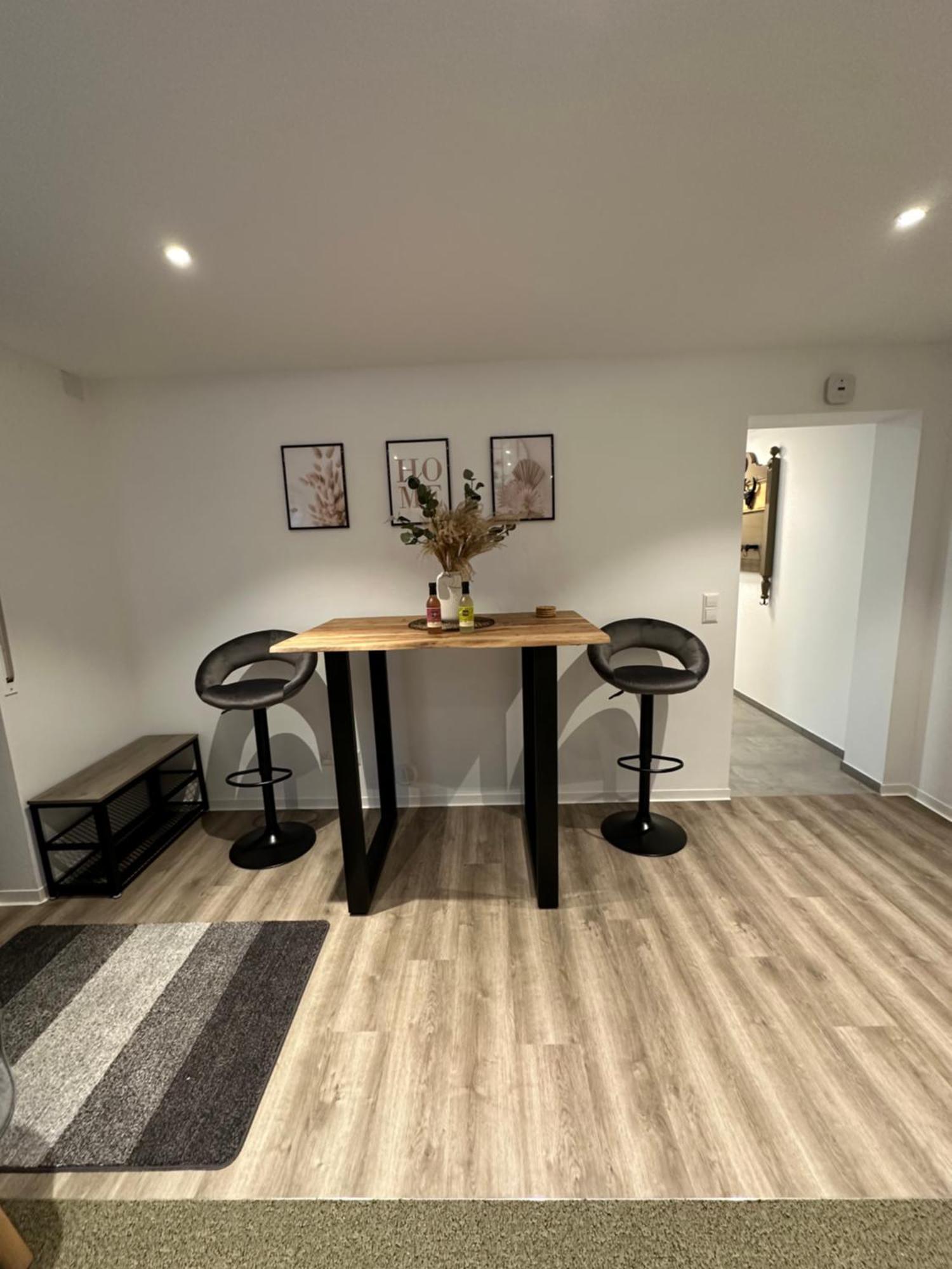 Neckarsulm Ruhige Wohnung Am Feldrand Esterno foto